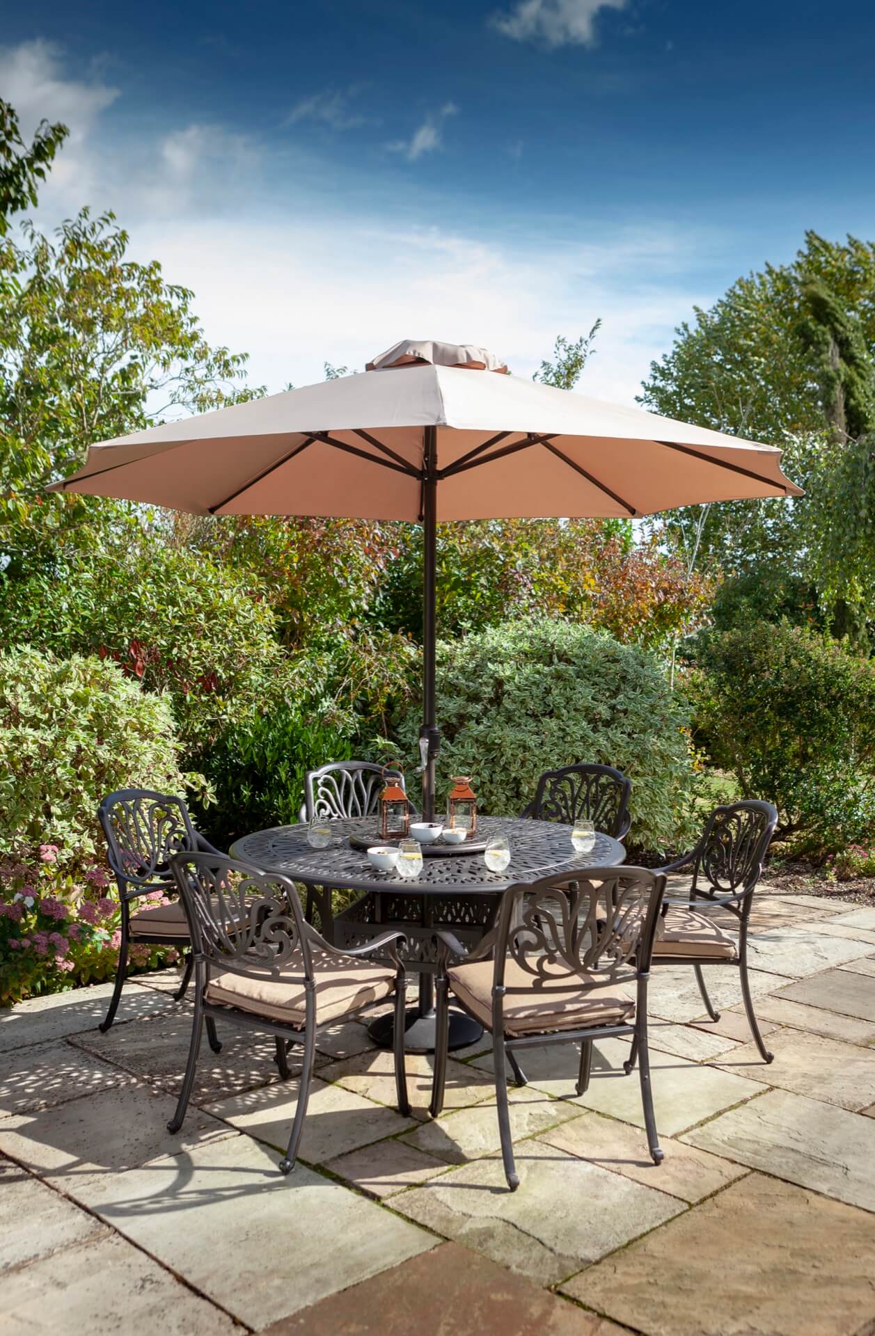 Hartman amalfi store 6 seater round